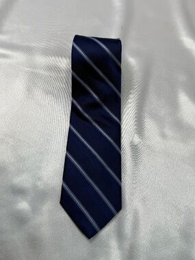 Brooks Brothers 346 Silk Tie Blue Stripe Made in USA